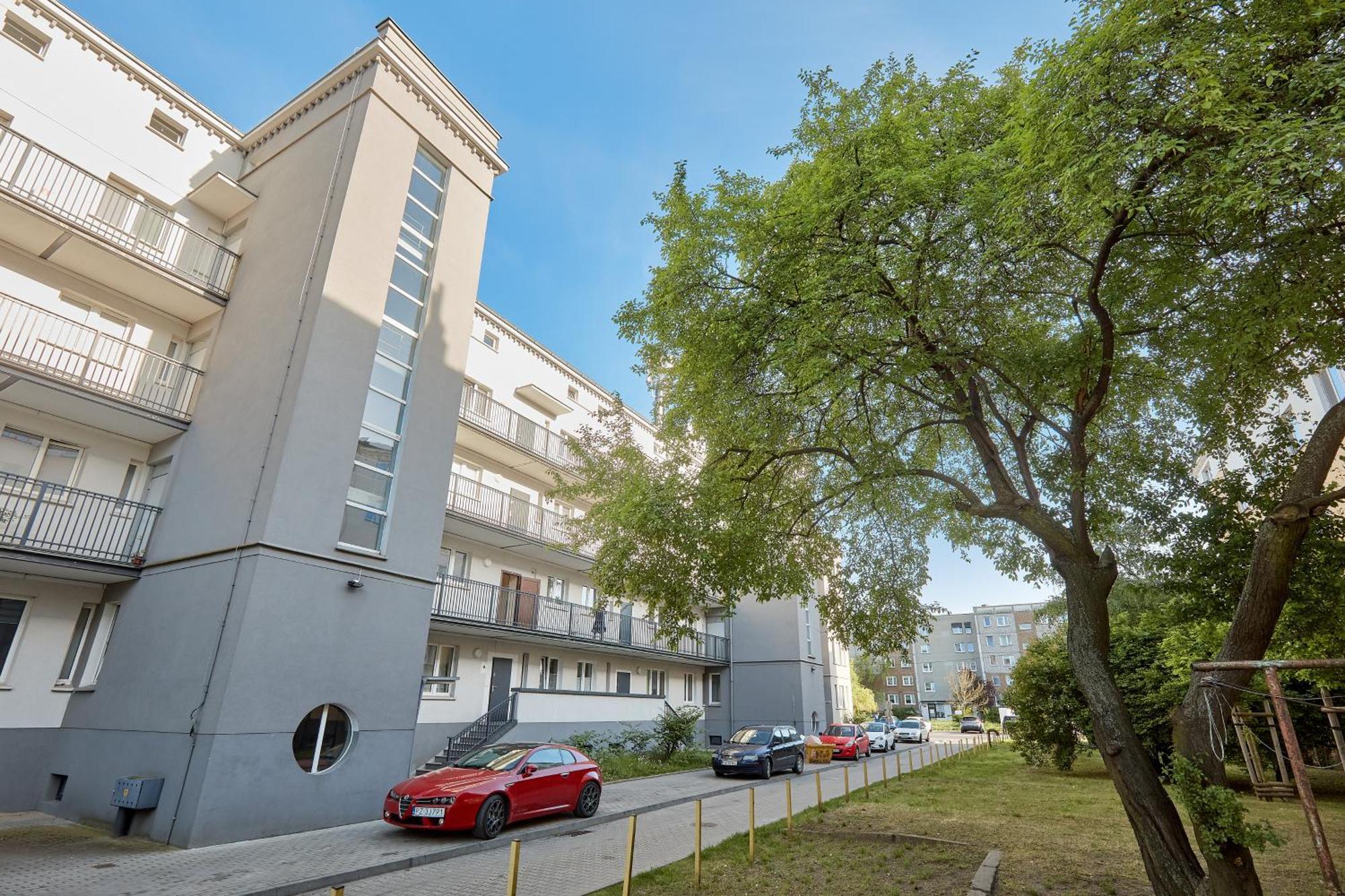 Malta Homely Apartment Познань Экстерьер фото